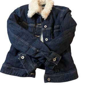 Levi's womansSherpa Lined Denim Trucker Jacket Size M Casual